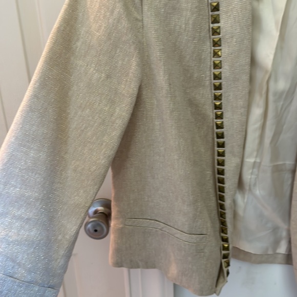 🌟2/$10🌟Love21 by Forever 21 Cropped Gold Studded Lapel Blazer - Picture 3 of 4
